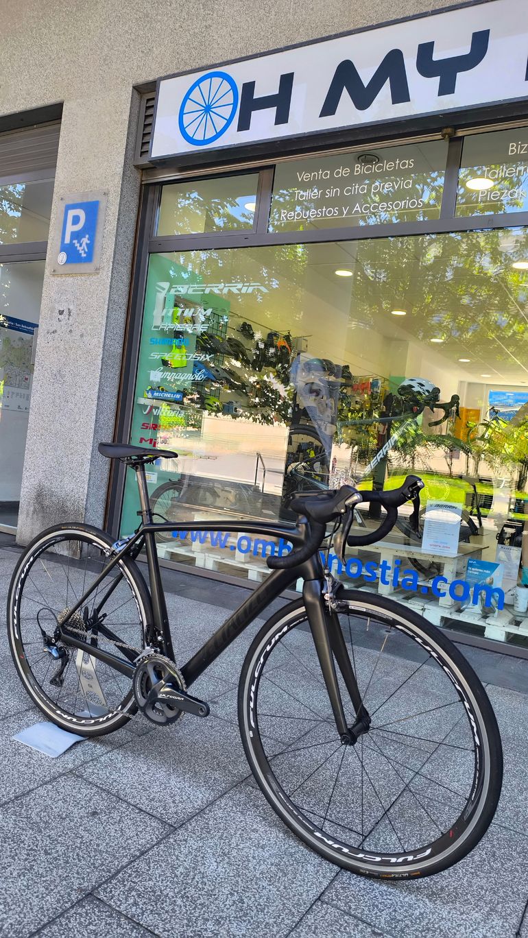 Used Specialized Tarmac Comp 2016 2016 Road & Gravel, Black — image 2 of 13