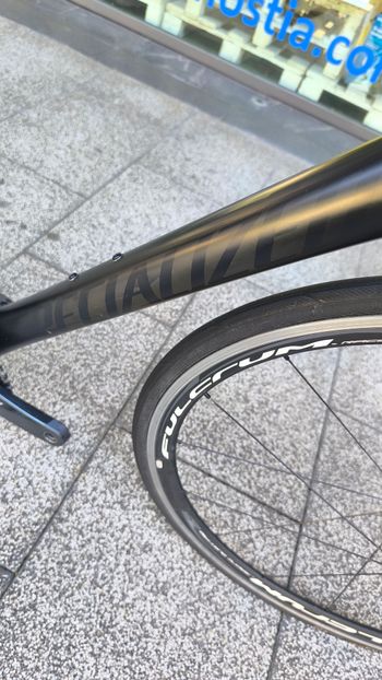 Used Specialized Tarmac Comp 2016 2016 Road & Gravel, Black — image 4 of 13