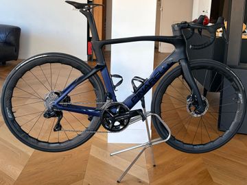 Pinarello DOGMA F DURA ACE Di2 Disc 2023 2023 Road & Gravel usato