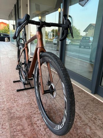 Used Merida Silex Shimano GRX Di2 2025 Road & Gravel, Orange — image 14 of 35