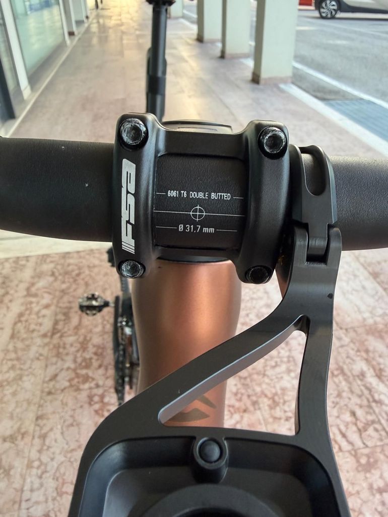 Used Merida Silex Shimano GRX Di2 2025 Road & Gravel, Orange — image 20 of 35