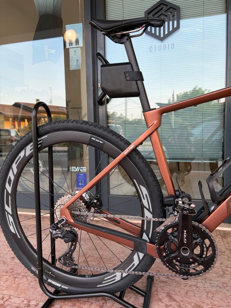 Used Merida Silex Shimano GRX Di2 2025 Road & Gravel, Orange — image 7 of 35