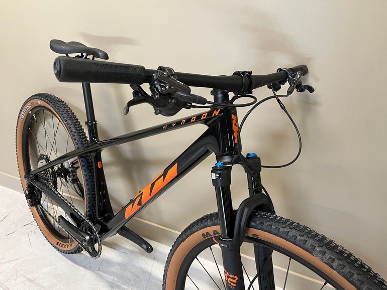 Used KTM Myroon Shimano Deore XT 2025 Mountainbike, Black — image 2 of 3