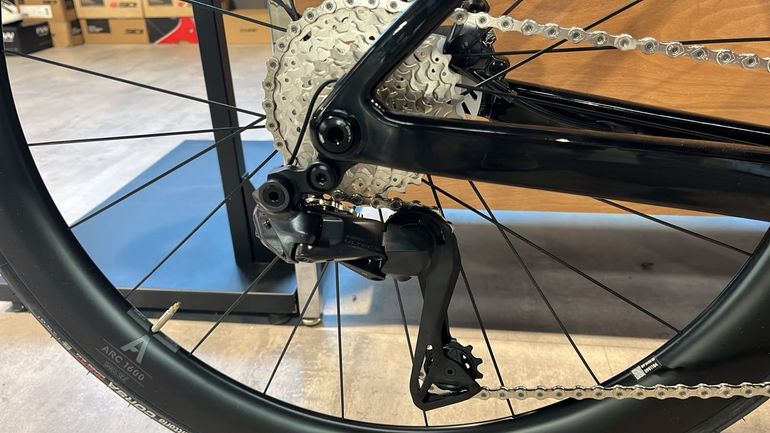 Used Ridley Falcn - Shimano Ultegra DI2 2x12sp 2026 2026 Road & Gravel — image 5 of 7