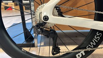 Used Ridley Noah Fast 3.0 - Shimano Ultegra DI2 2x12sp 2026 2026 Road & Gravel, White — image 3 of 6