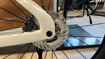 Used Ridley Noah Fast 3.0 - Shimano Ultegra DI2 2x12sp 2026 2026 Road & Gravel, White — image 4 of 6