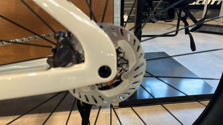 Used Ridley Noah Fast 3.0 - Shimano Ultegra DI2 2x12sp 2026 2026 Road & Gravel, White — image 4 of 6
