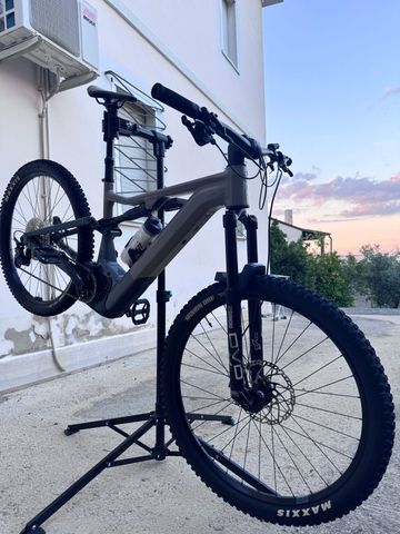 Used Focus JAM ² 6.7 2023 2023 Mountainbike, Light Gray, 29 — image 1 of 8