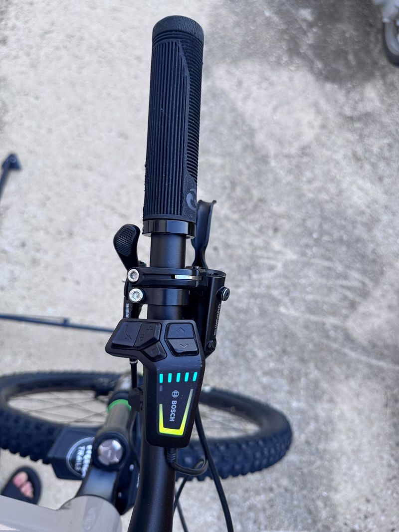 Used Focus JAM ² 6.7 2023 2023 Mountainbike, Light Gray, 29 — image 6 of 8
