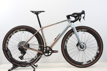 Used Canyon Grail CF SLX 8 AXS 2025 2025 Road & Gravel, Black — image 12 of 15