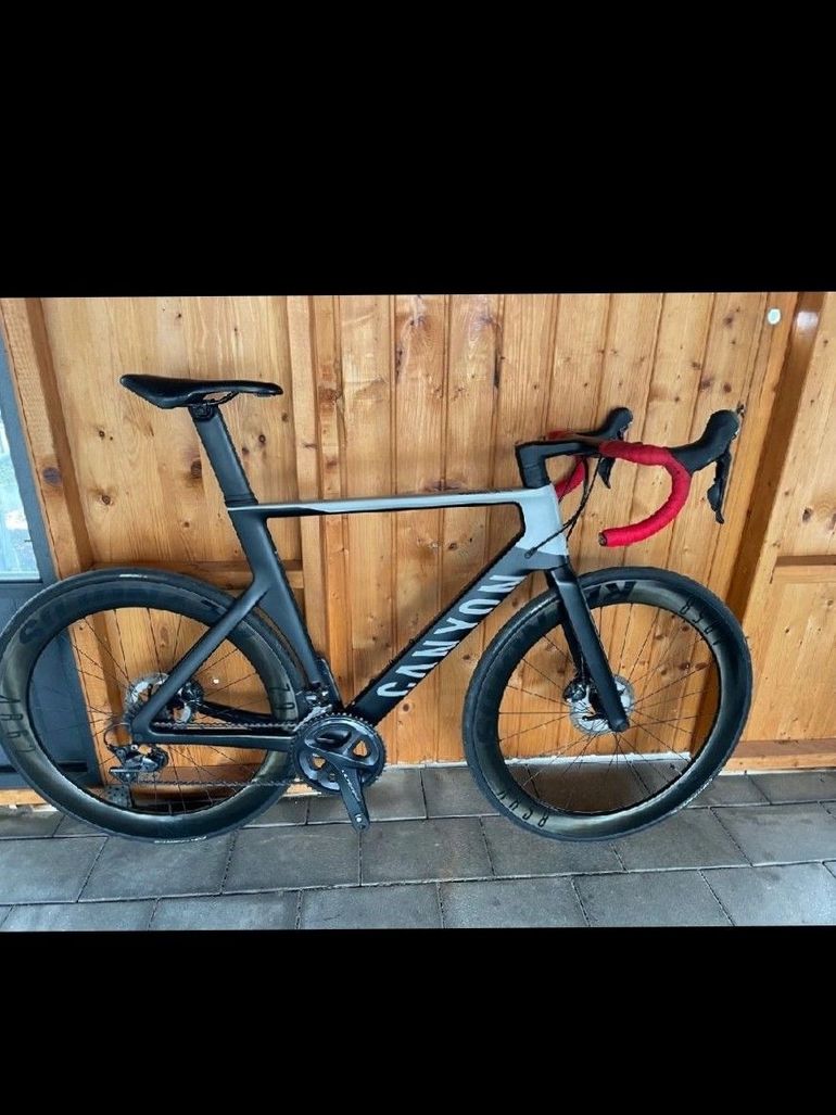 Used Canyon Aeroad CF SL 8 Disc 2021 2021 Road & Gravel, Light Gray — image 1 of 4