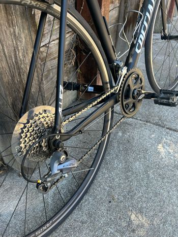 Used Specialized Allez Sport 2019 2019 Road & Gravel, Light Gray — image 2 of 3