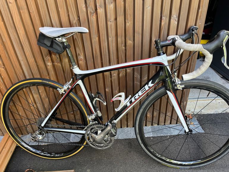 Used Trek Madone 4.7 H2 Compact 2014 2014 Road & Gravel, Black — image 1 of 8