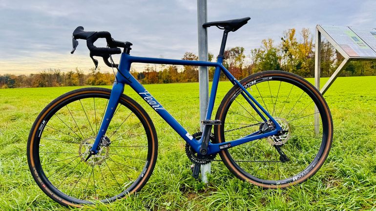 Used Pearl Pearl Custom Shimano GRX Di2 2020 Road & Gravel, Blue — image 1 of 13