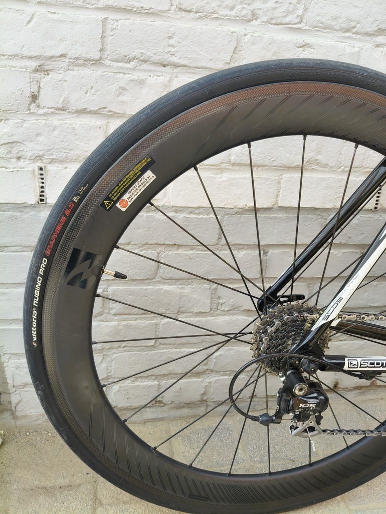 Used Scott Addict Team 2011 2011 Road & Gravel — image 2 of 8