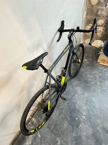 Used CUBE CROSS RACE Pro 2019 2019 Road & Gravel — image 6 of 7