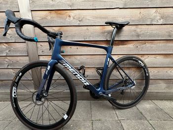 Used Mendiz F9 Shimano Ultegra 2022 Road & Gravel, Blue — image 2 of 5