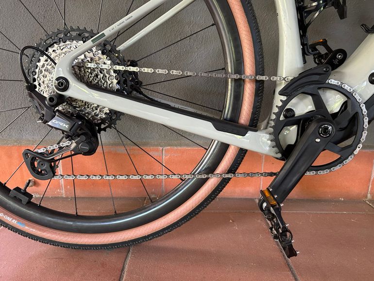 Used CUBE NUROAD HYBRID C:62, RACE 400X 2026 2026 Road & Gravel — image 2 of 14
