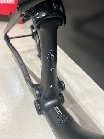Used Specialized Epic Frameset 2023 Mountainbike, Schwarz — image 7 of 11