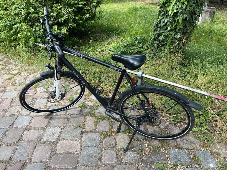 Used BIKEL Bike Manufaktur Black Cross Urban, Black — image 8 of 9