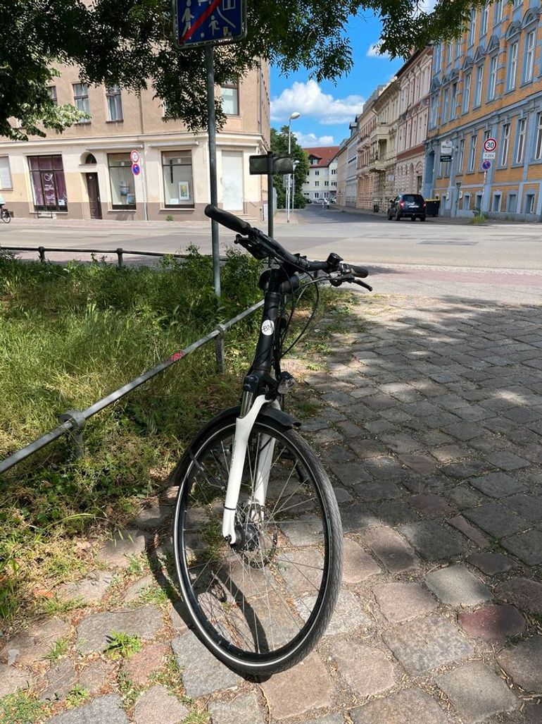 Used BIKEL Bike Manufaktur Black Cross Urban, Black — image 5 of 9