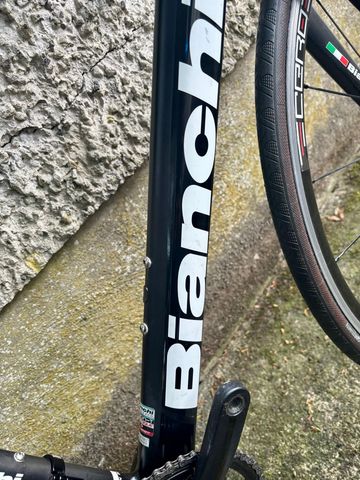 Used Bianchi Sempre Pro 105 2014 2014 Road & Gravel, Black — image 3 of 12