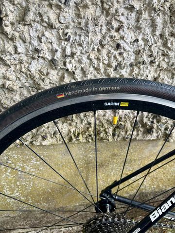 Used Bianchi Sempre Pro 105 2014 2014 Road & Gravel, Black — image 5 of 12