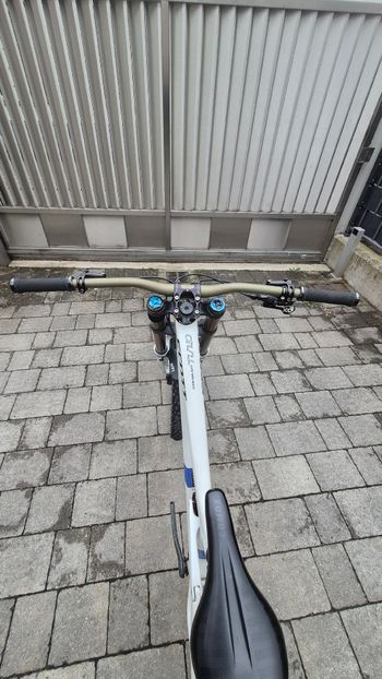 Used Scott Gambler 900 Tuned 2021 2021 Mountainbike, Bianco — image 4 of 15