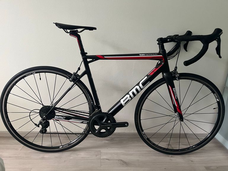 Used BMC Teammachine Shimano Ultegra 2016 Road & Gravel, Negro — image 1 of 8