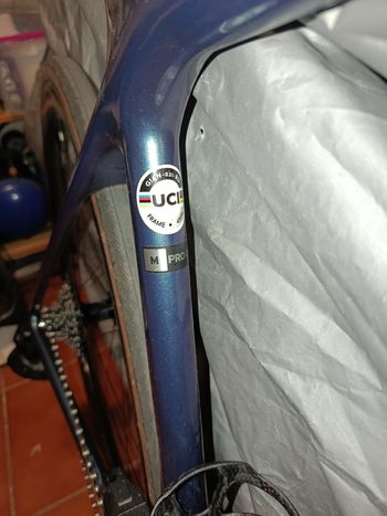 Used Giant TCR Advanced Pro Disc 0 AR 2024 Frameset 2024 Road & Gravel — image 3 of 5