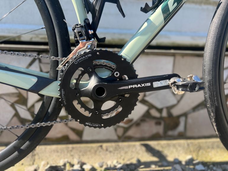 Used Giant Revolt, Advanced 2 2021 2021 Road & Gravel, Green — image 5 of 10
