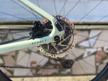 Used Giant Revolt, Advanced 2 2021 2021 Road & Gravel, Green — image 8 of 10