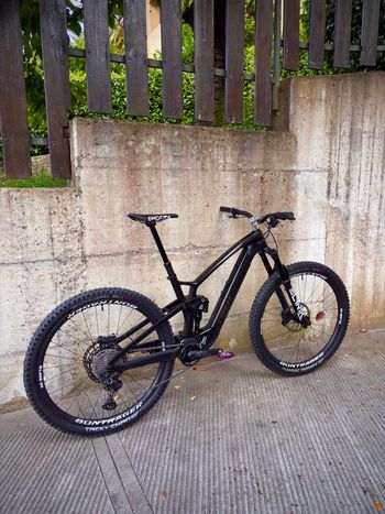 Used Trek Fuel EXe 9.8 GX AXS 2023 2023 Mountainbike, Schwarz — image 2 of 9