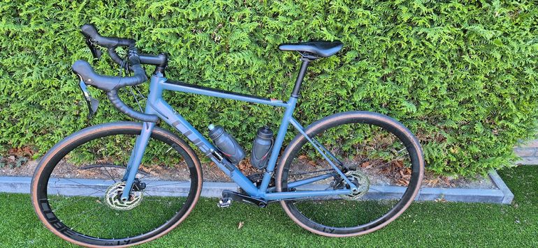 Used CUBE AXIAL WS RACE 2022 2022 Road & Gravel — image 4 of 4