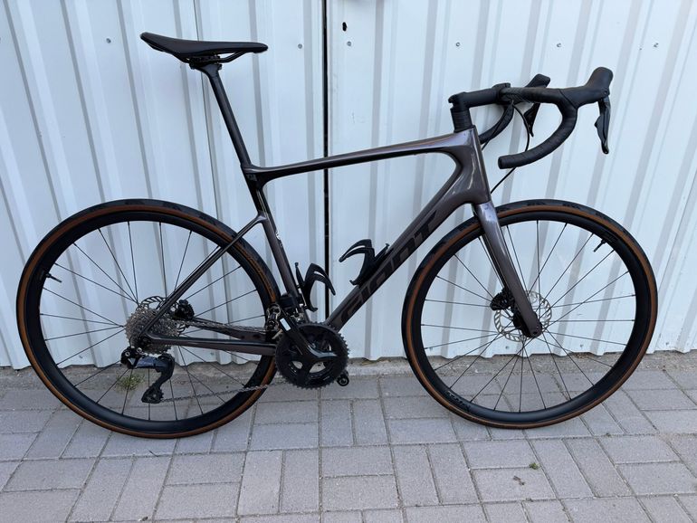 Used Giant Defy Advanced 1 2023 2023 Road & Gravel, Purple — image 1 of 17