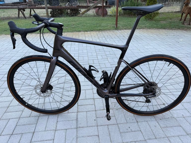 Used Giant Defy Advanced 1 2023 2023 Road & Gravel, Purple — image 2 of 17