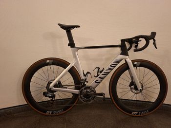 Used Canyon Aeroad CF SLX 8 Disc LTD 2023 2023 Road & Gravel