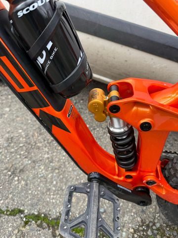 Brugt Trek Slash 7 Gen 5 2023 2023 Mountainbike — billede 5 af 6
