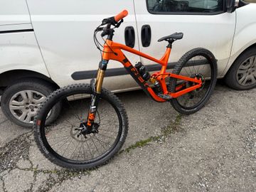 Trek Slash 7 Gen 5 2023 2023 MTB usato