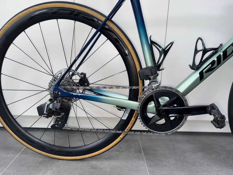 Used Ridley Fenix SLiC - Sram Rival AXS 2x12sp 2022 2022 Road & Gravel — image 3 of 8