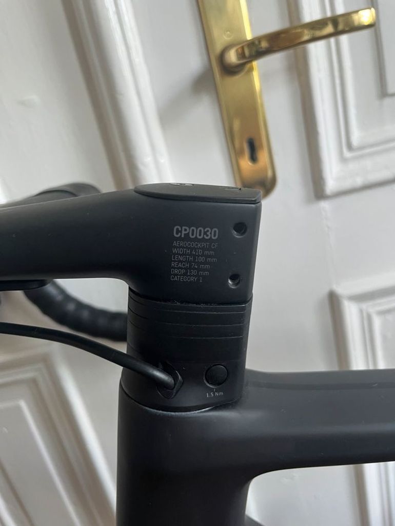 Used Canyon Endurace CF SLX 7 AXS 2024 2024 Road & Gravel, Black — image 9 of 15