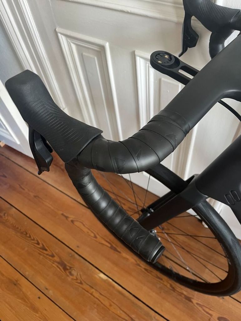 Used Canyon Endurace CF SLX 7 AXS 2024 2024 Road & Gravel, Black — image 8 of 15
