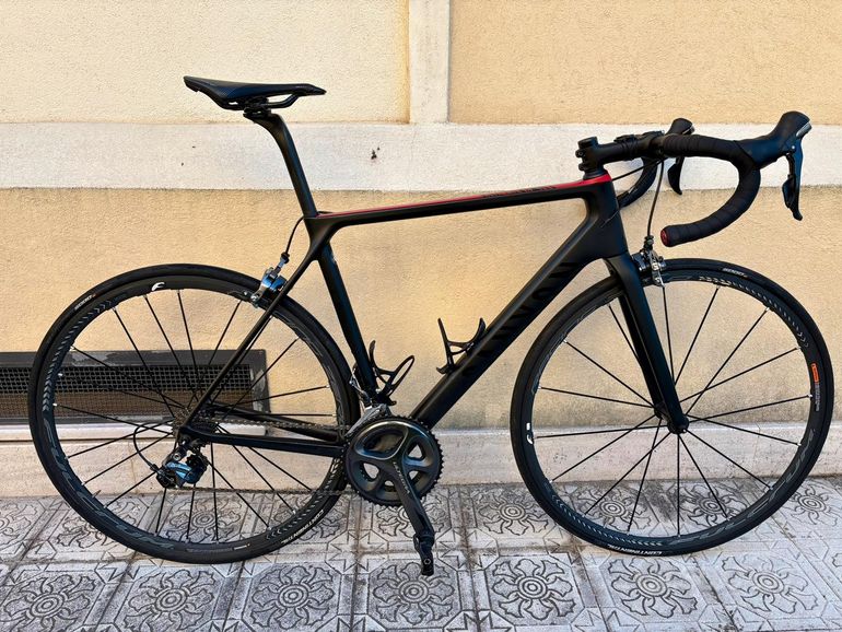 Used Canyon Canyon Ultimate CF SLX 2017 Road & Gravel — image 1 of 10