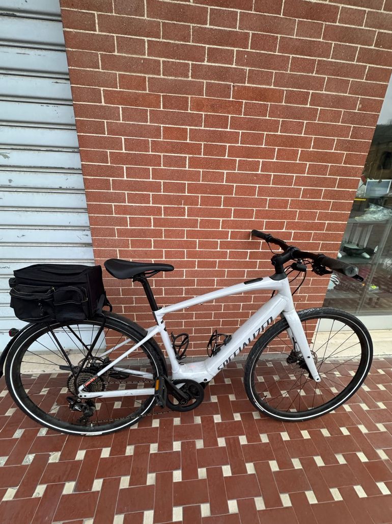 Used Specialized Vado SL 4.0 EQ 2021 2021 Urban, Light Gray — image 1 of 12