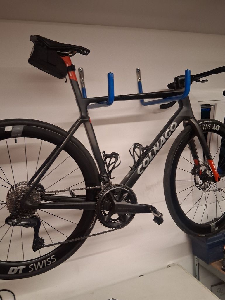 Used Colnago V4RS Colnago V4RS Custom Shimano Ultegra Di2 2023 Road & Gravel, Schwarz — image 1 of 5