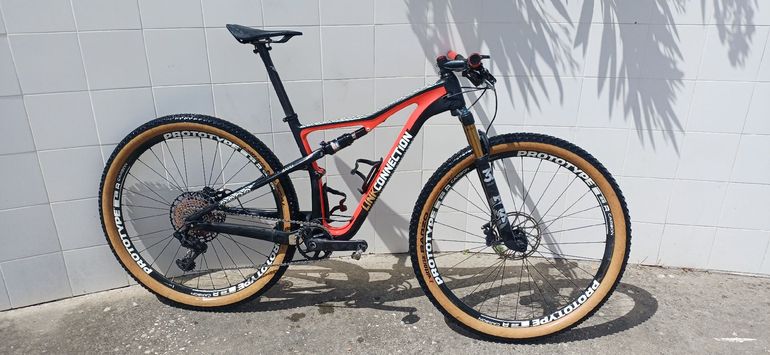 Used LinkConnection LinkConnection Custom SRAM XX1 Eagle 2023 Mountainbike, Rosso — image 1 of 12