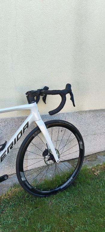 Used Merida SCULTURA 6000 2024 2024 Road & Gravel, Blanco — image 3 of 8