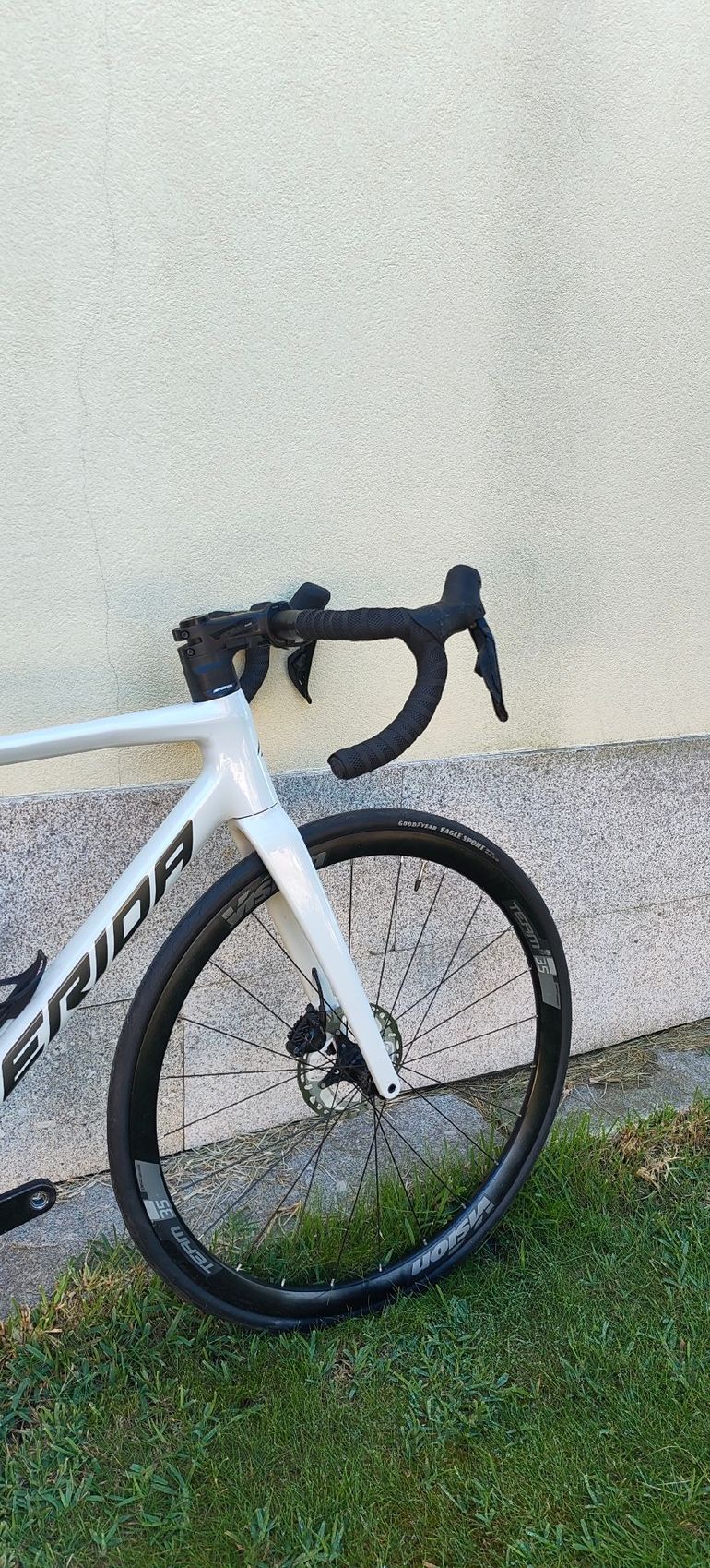 Used Merida SCULTURA 6000 2024 2024 Road & Gravel, Blanco — image 3 of 8