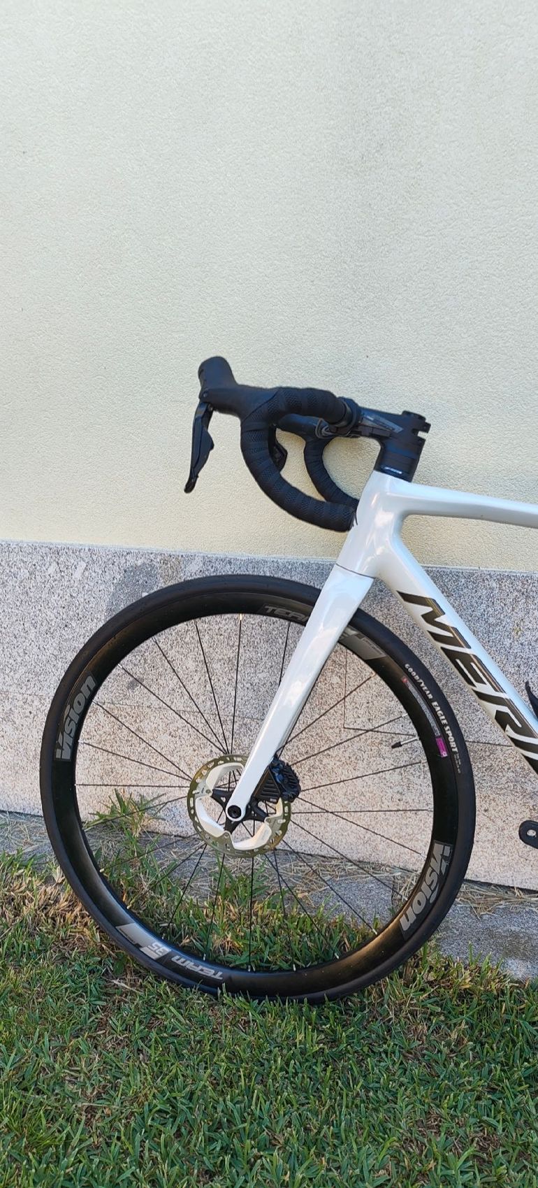 Used Merida SCULTURA 6000 2024 2024 Road & Gravel, Blanco — image 7 of 8