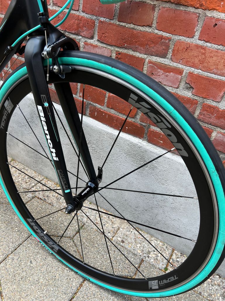 Used Bianchi Sempre pro Shimano Ultegra 2018 Road & Gravel — image 7 of 15